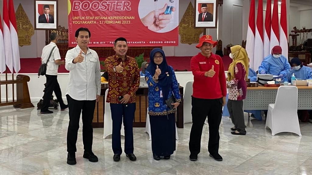 Dukung Pelayanan Kunjungan Presiden, Vaksinasi Booster Kedua di Gedung Agung Yogyakarta Diikuti Ratusan Orang