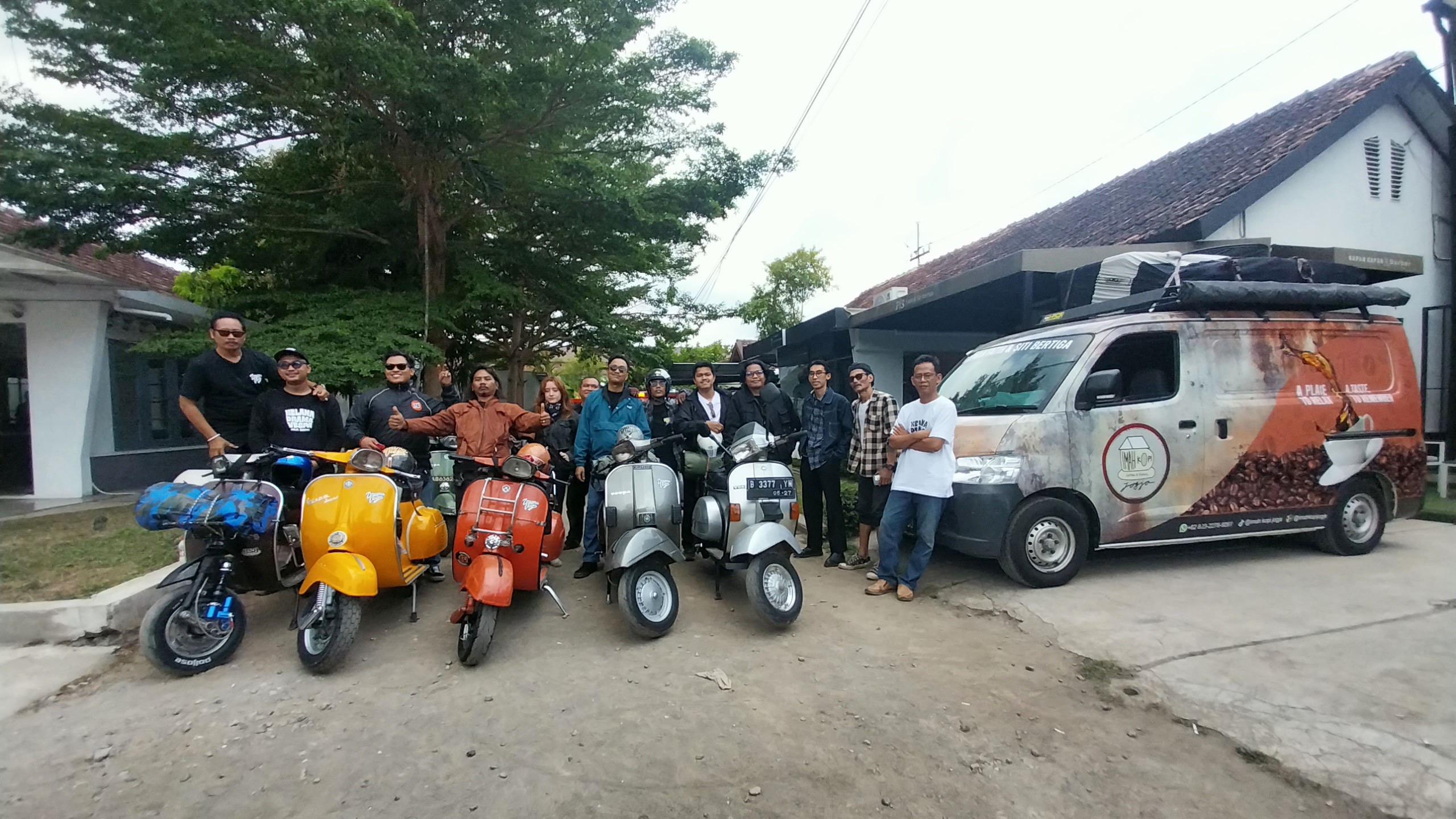 Komunitas Drama Vespa Touring Kelana Drama Vespa Telusur Aroma Kopi Nusantara dari Yogya-Titik Nol Sabang Aceh