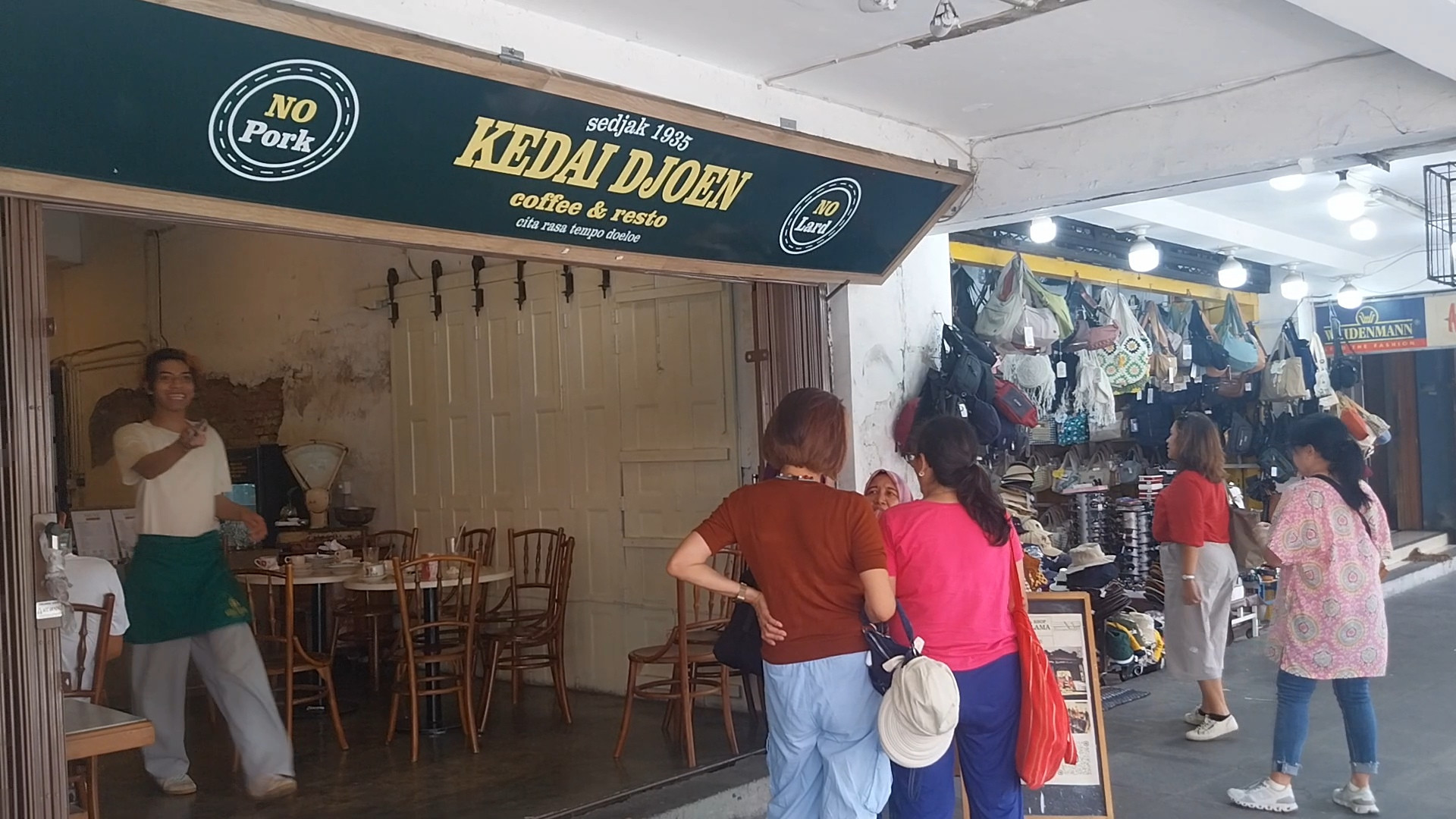 Wisata Akhir Pekan: Jalan Malioboro Diserbu, Kuliner Jadul Hingga Kopi Khas Laris Manis