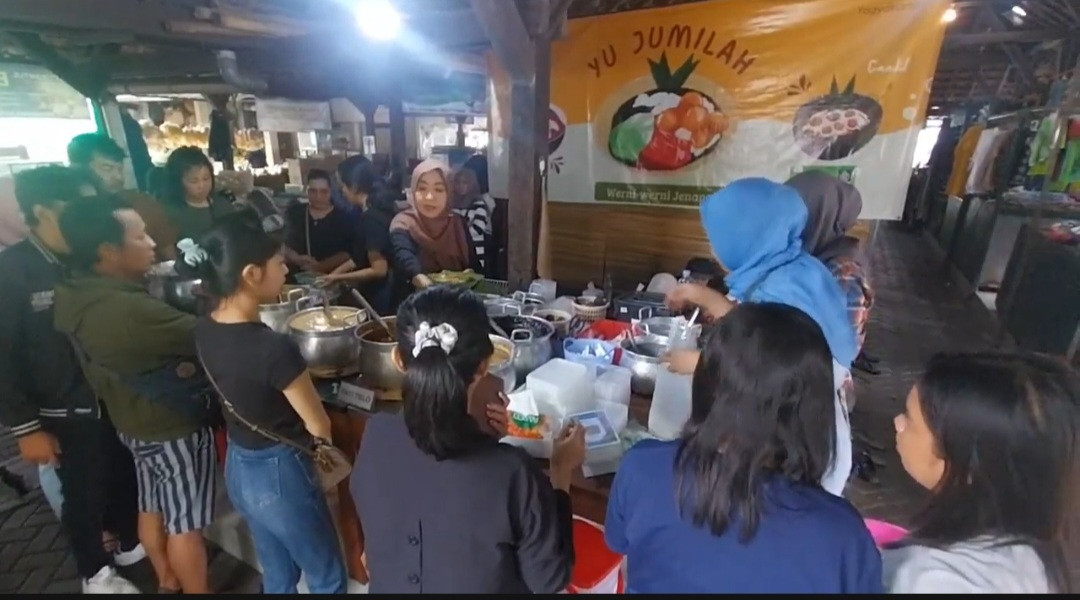 Kuliner Legendaris Jenang Yu Jumilah di Pasar Ngasem Diserbu Wisatawan, Omzet Naik Lima Kali