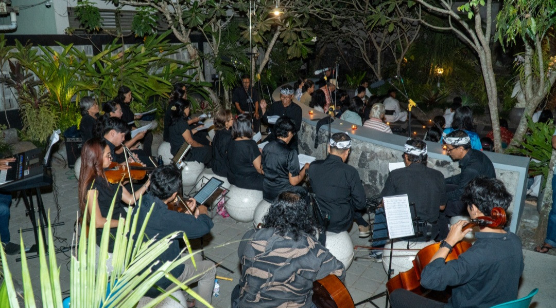 Ratusan Umat Khusyuk Ikuti Ibadat Taizé di Taman Doa Maria Oblat Blotan Sleman