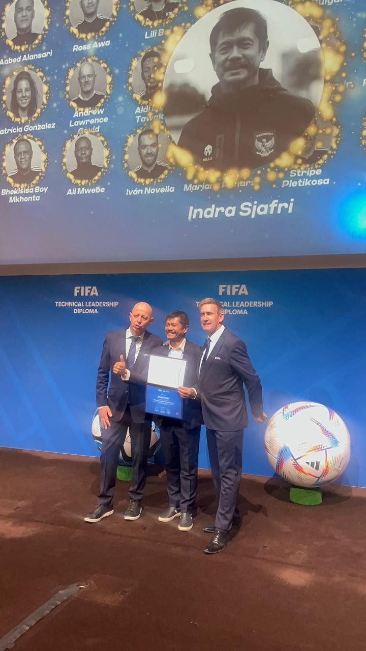 Indra Sjafri lulus dari program bergengsi FIFA Technical Leadership Diploma yang di Zurich