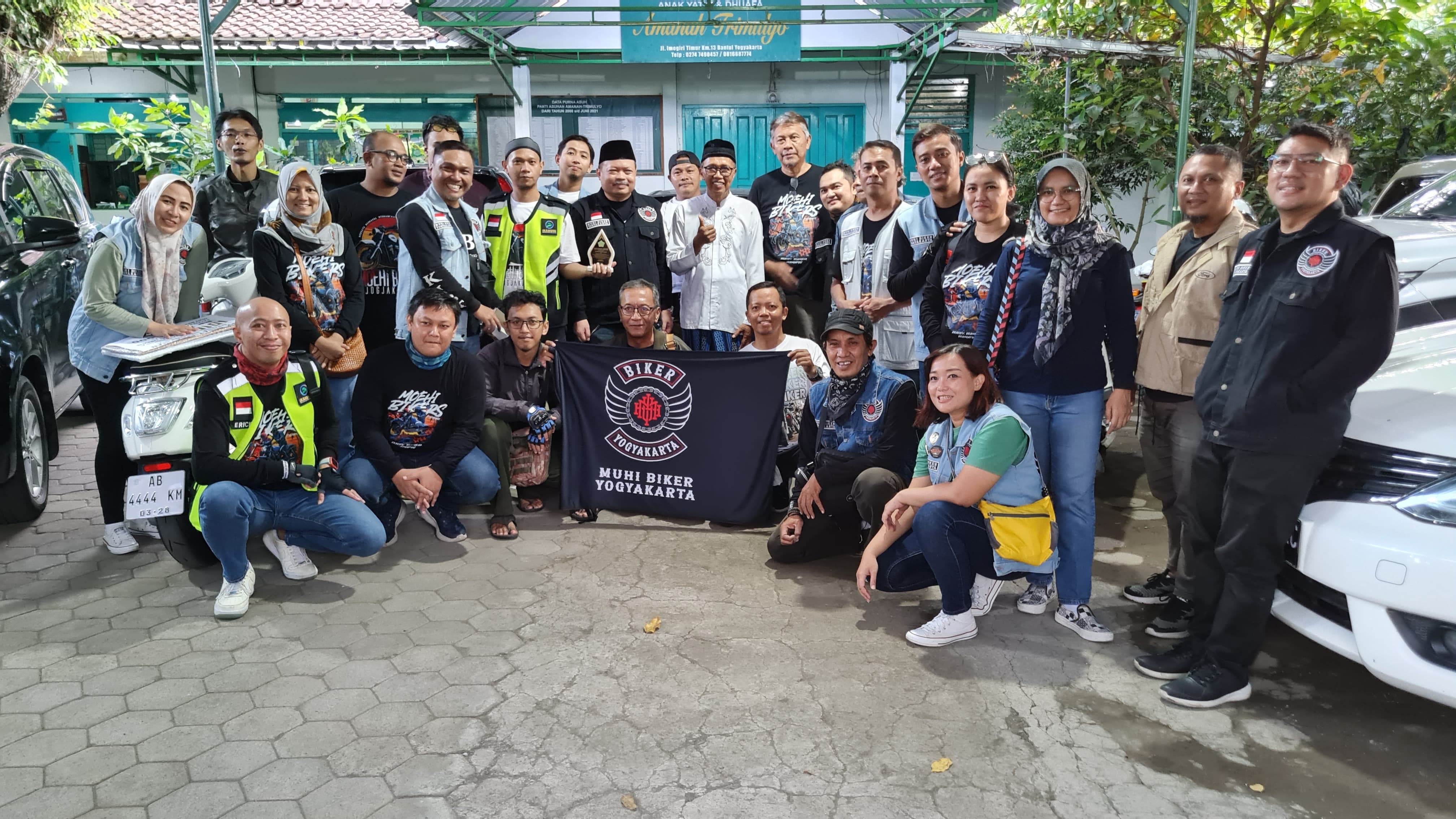 Ride and Charity MUHI BIKER YOGYAKARTA Berbagi Di Panti Asuhan Amanah Al Ma'uun Bantul Yogyakarta