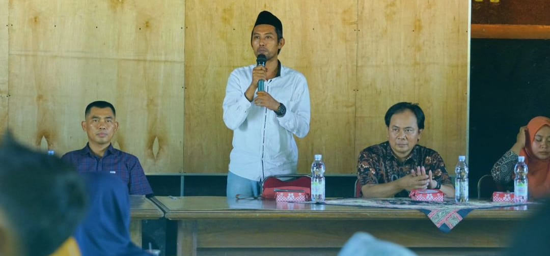 Jelang Dilantik Jadi DPR RI, Kaisar Abu Hanifah Salurkan Bantuan Aspirasi PIP di Gunungkidul