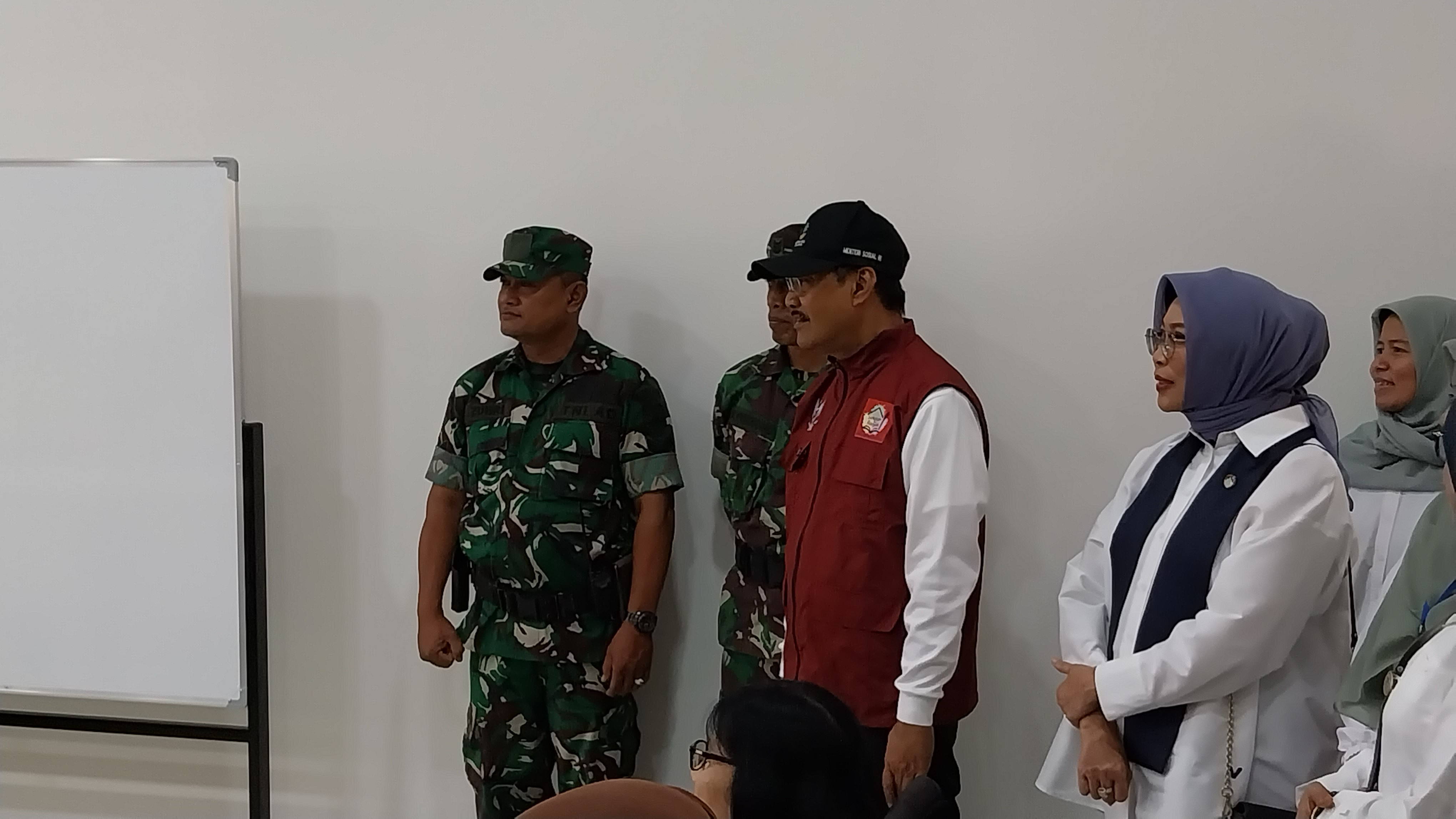Mensos Gus Ipul meninjau Sekolah Rakyat (SR) di Purwomartani, Kalasan, Kabupaten Sleman