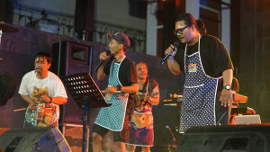 POEM BENGSING RILIS ALBUM PERTAMA "BLENDRANG" DI TBY